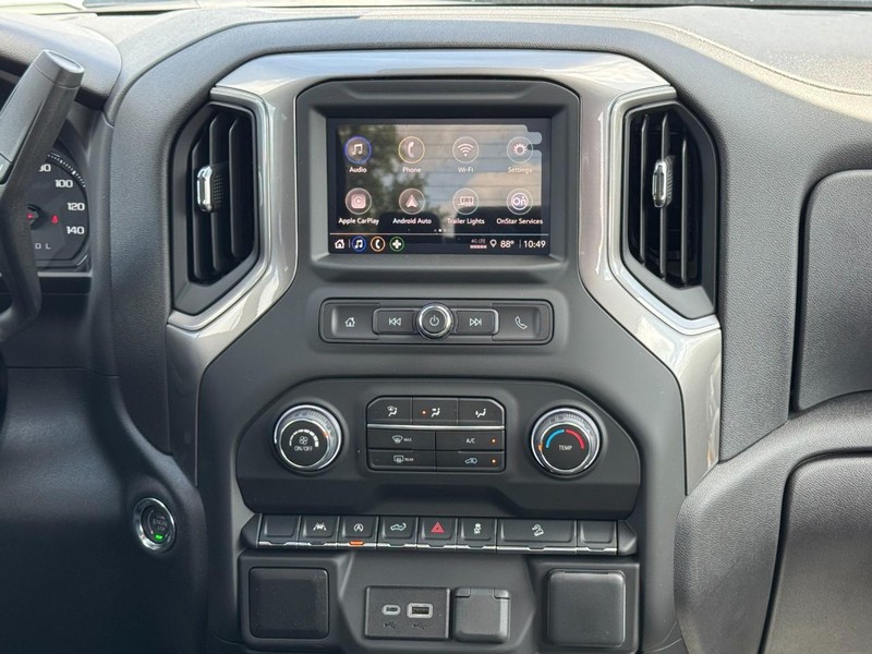 Chevrolet Silverado 1500 Vehicle Image 09