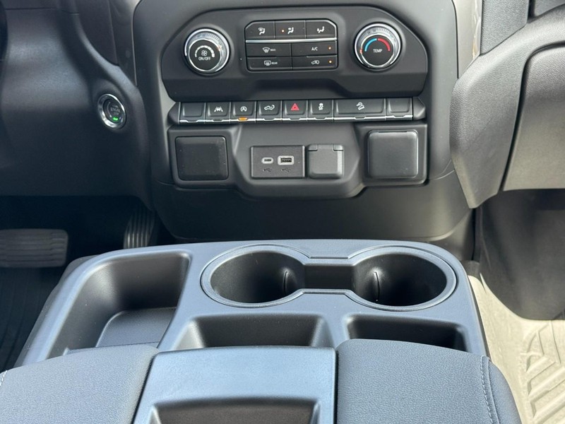Chevrolet Silverado 1500 Vehicle Image 10