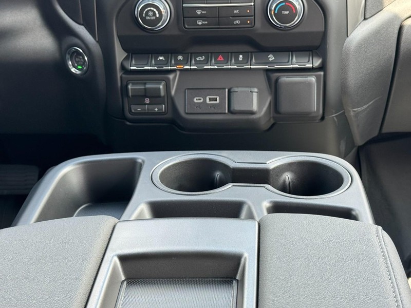 Chevrolet Silverado 1500 Vehicle Image 10