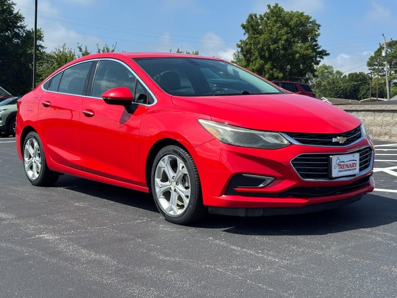 Chevrolet Cruze Vehicle Full-screen Gallery Image 02