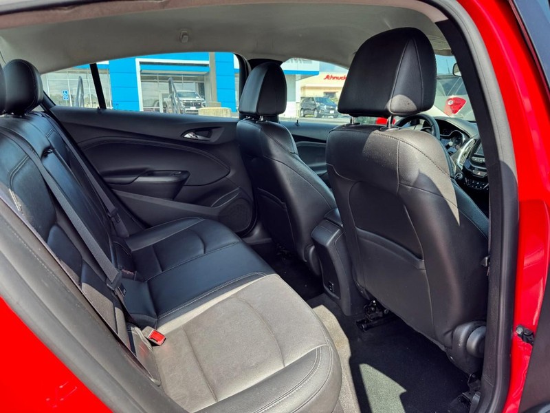 Chevrolet Cruze Vehicle Full-screen Gallery Image 08