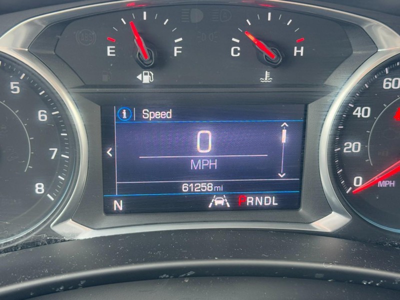 Chevrolet Equinox Vehicle Full-screen Gallery Image 18