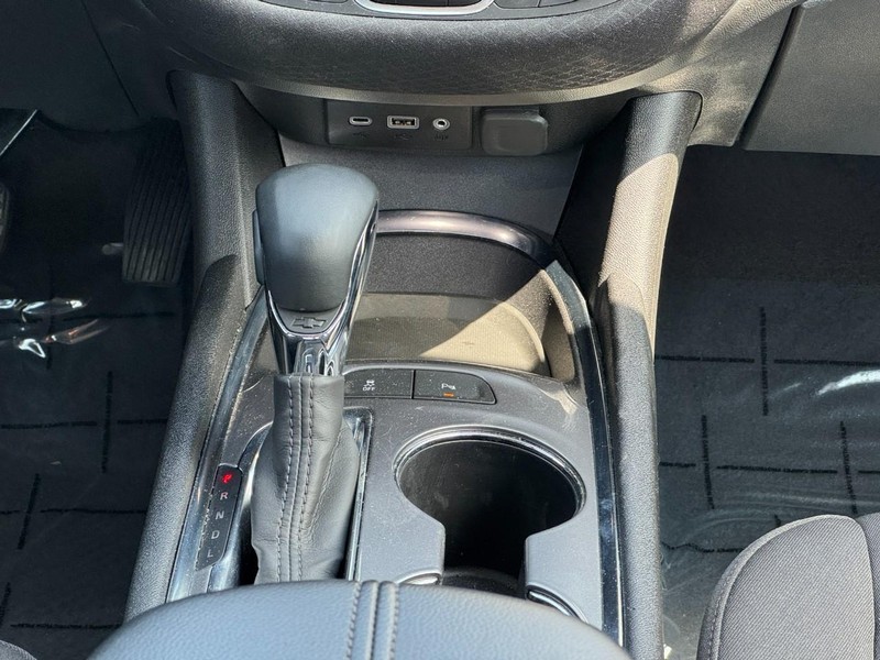Chevrolet Malibu Vehicle Image 14