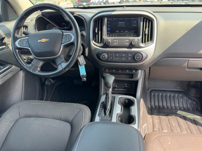 Chevrolet Colorado Vehicle Image 11