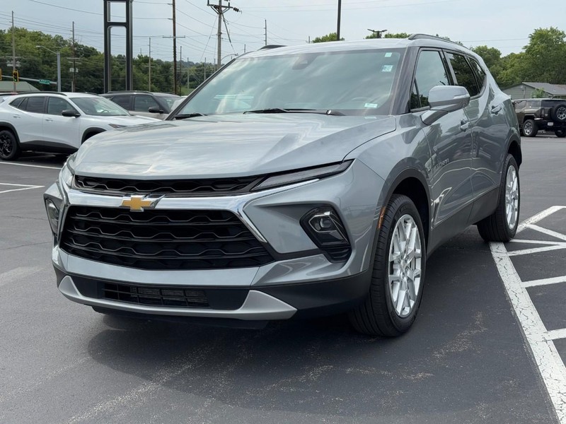 Chevrolet Blazer Vehicle Full-screen Gallery Image 08