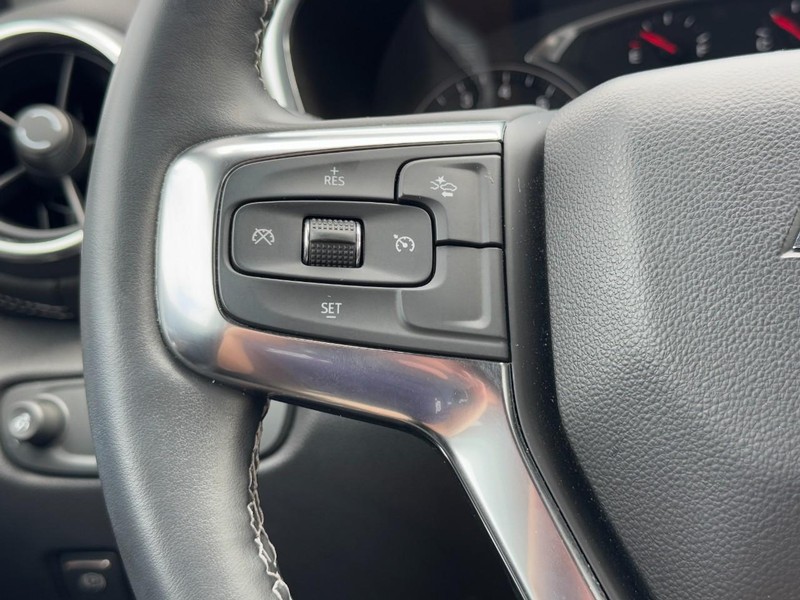Chevrolet Blazer Vehicle Full-screen Gallery Image 16