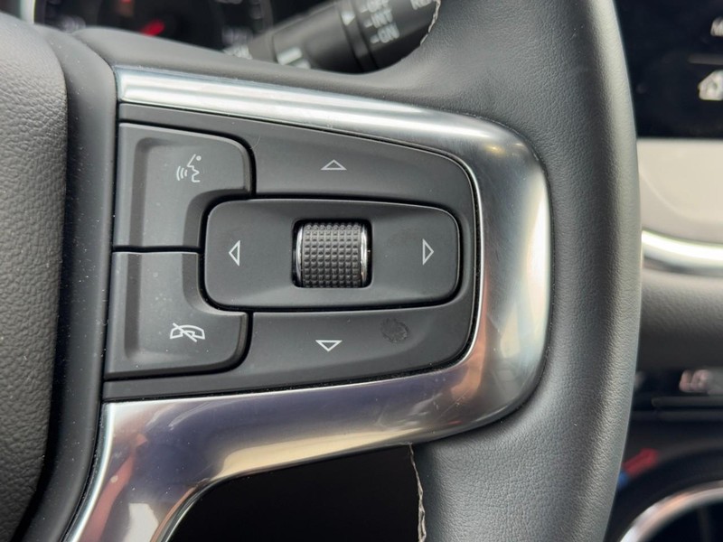 Chevrolet Blazer Vehicle Full-screen Gallery Image 17