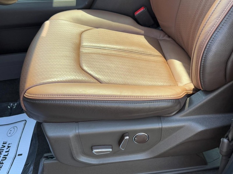 Ford Expedition Max Vehicle Image 25
