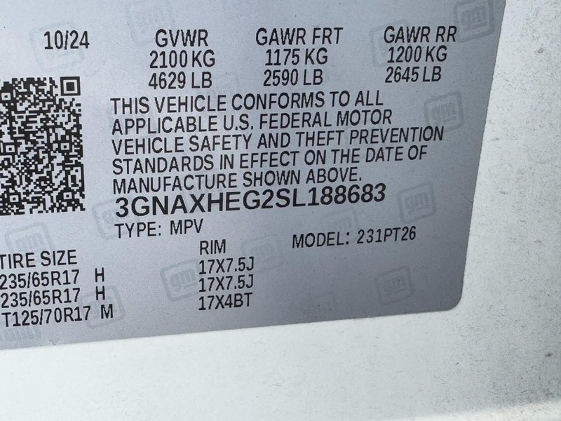 Chevrolet Equinox Vehicle Full-screen Gallery Image 24
