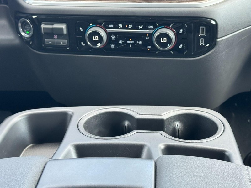 Chevrolet Silverado 1500 Vehicle Image 10