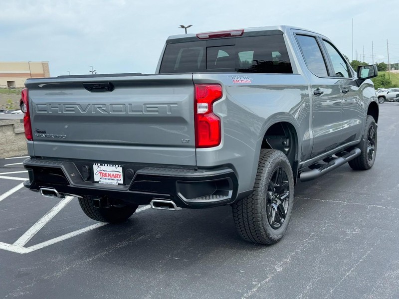Chevrolet Silverado 1500 Vehicle Image 04