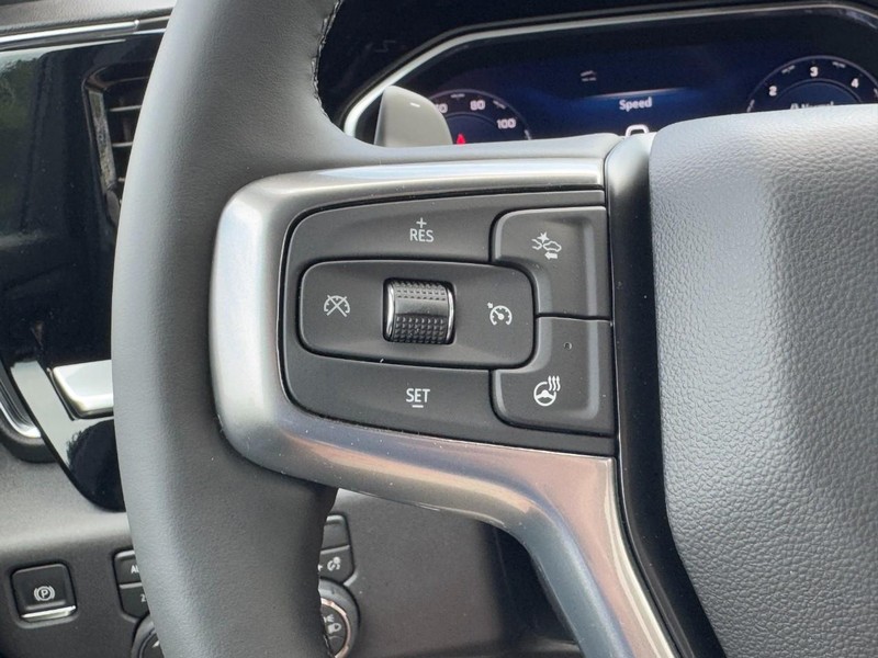Chevrolet Silverado 1500 Vehicle Image 11