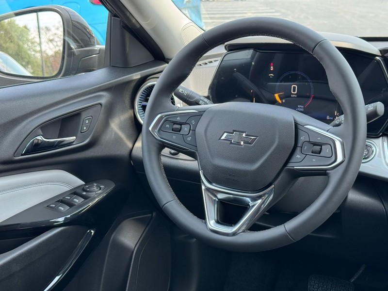 Chevrolet Trax Vehicle Image 08