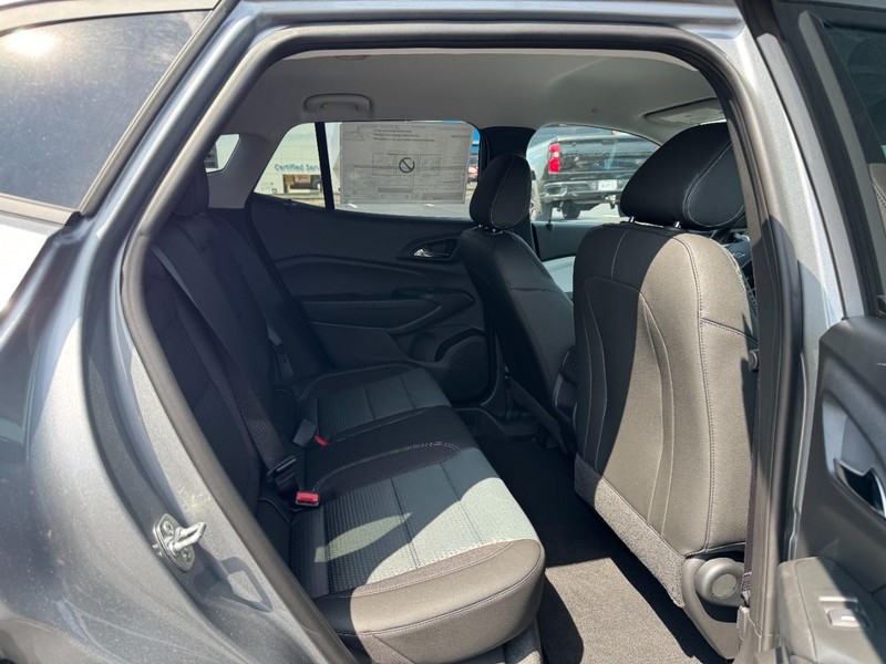 Chevrolet Trax Vehicle Image 06