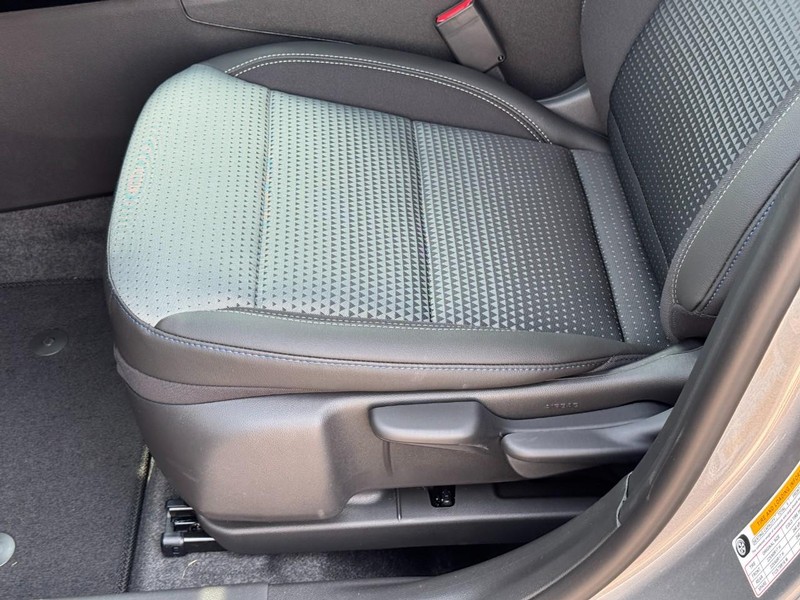Chevrolet Trax Vehicle Image 15