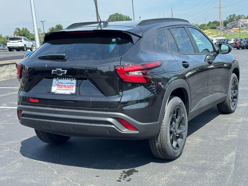 Chevrolet Trax Vehicle Image 04