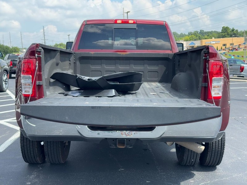 Ram 3500 Vehicle Image 05