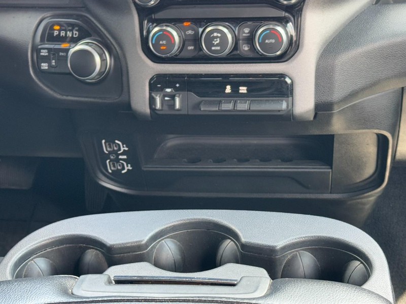 Ram 3500 Vehicle Image 14