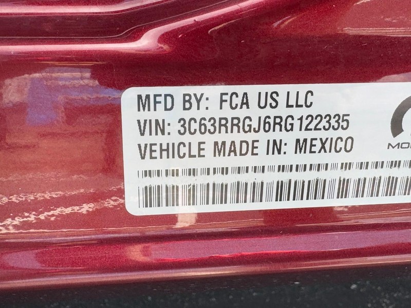 Ram 3500 Vehicle Image 22
