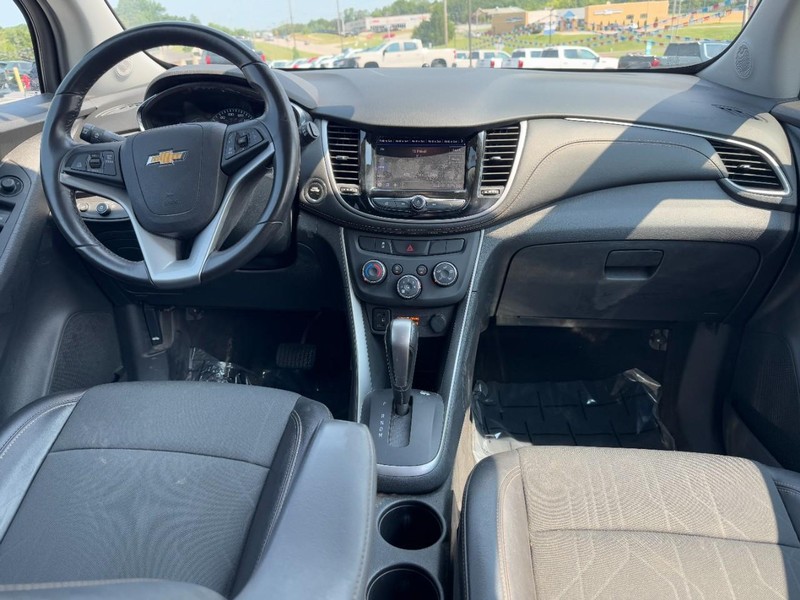 Chevrolet Trax Vehicle Image 11