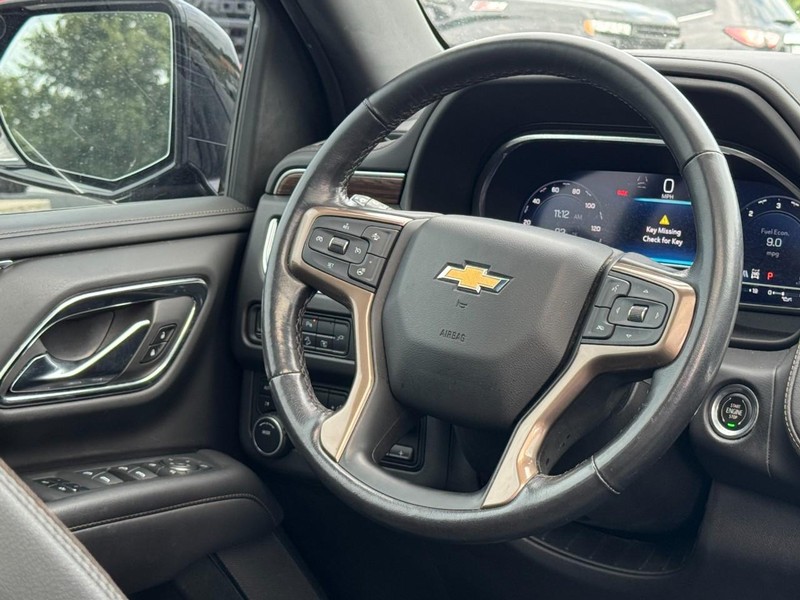 Chevrolet Tahoe Vehicle Image 12