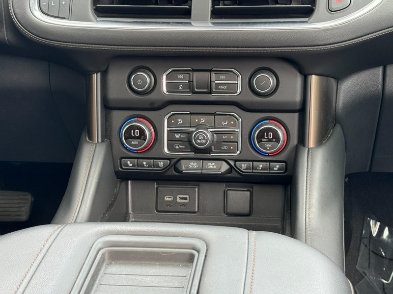 Chevrolet Tahoe Vehicle Image 14