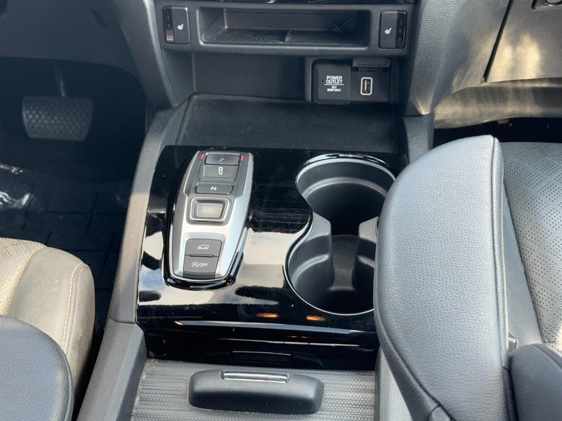 Honda Passport Vehicle Image 14