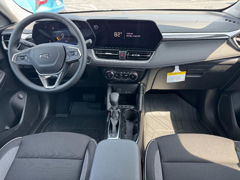 Chevrolet TrailBlazer Vehicle Image 07