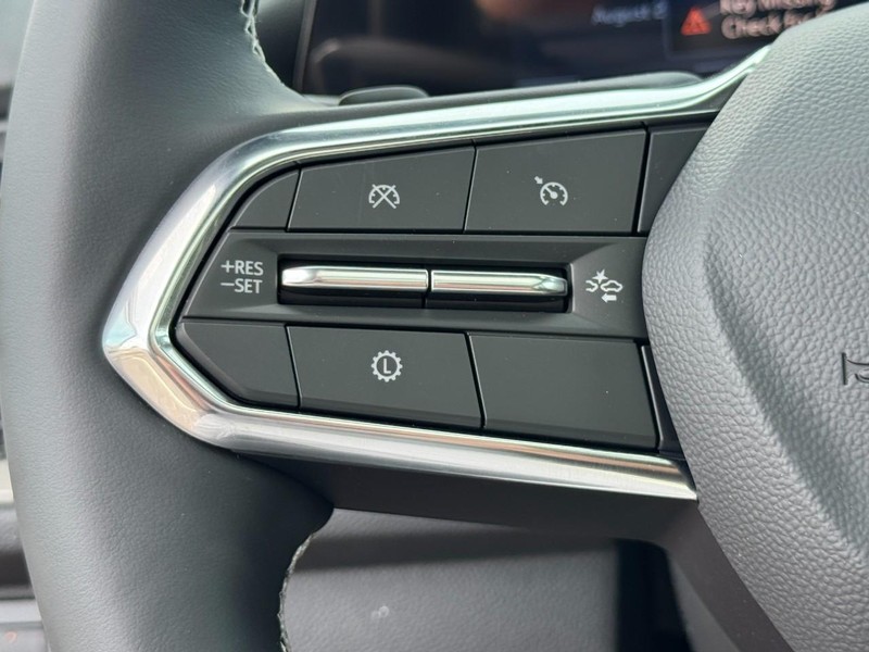 Chevrolet Traverse Vehicle Image 12