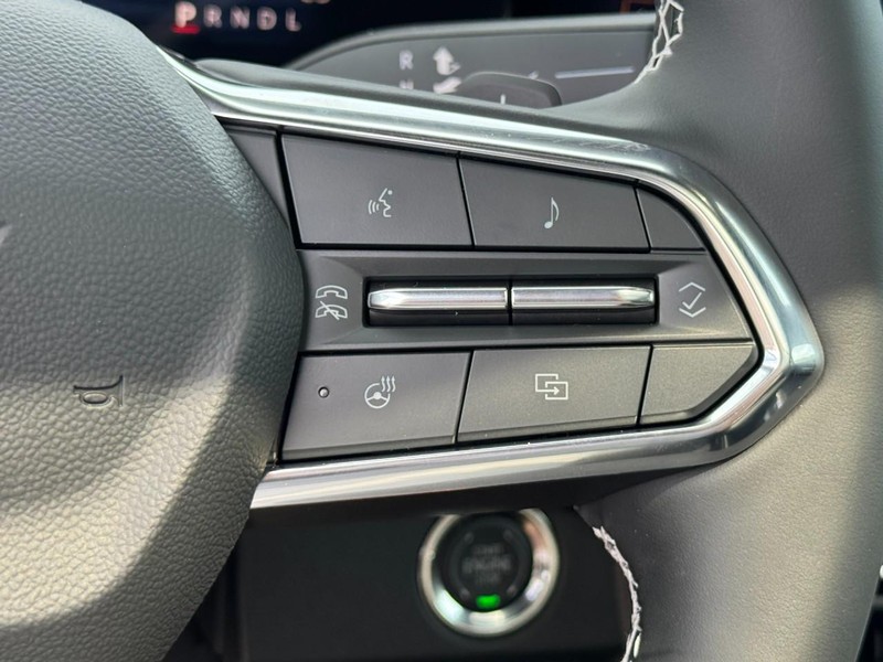 Chevrolet Traverse Vehicle Image 13