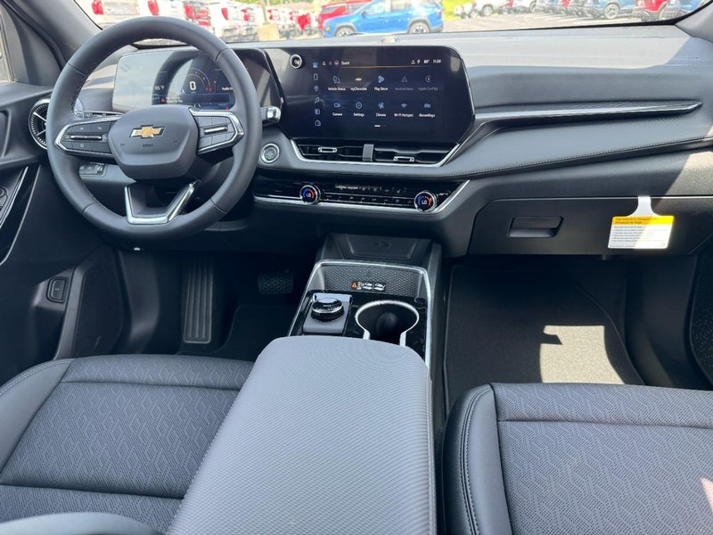 Chevrolet Equinox Vehicle Image 07