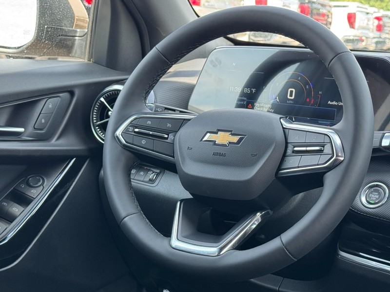 Chevrolet Equinox Vehicle Image 08