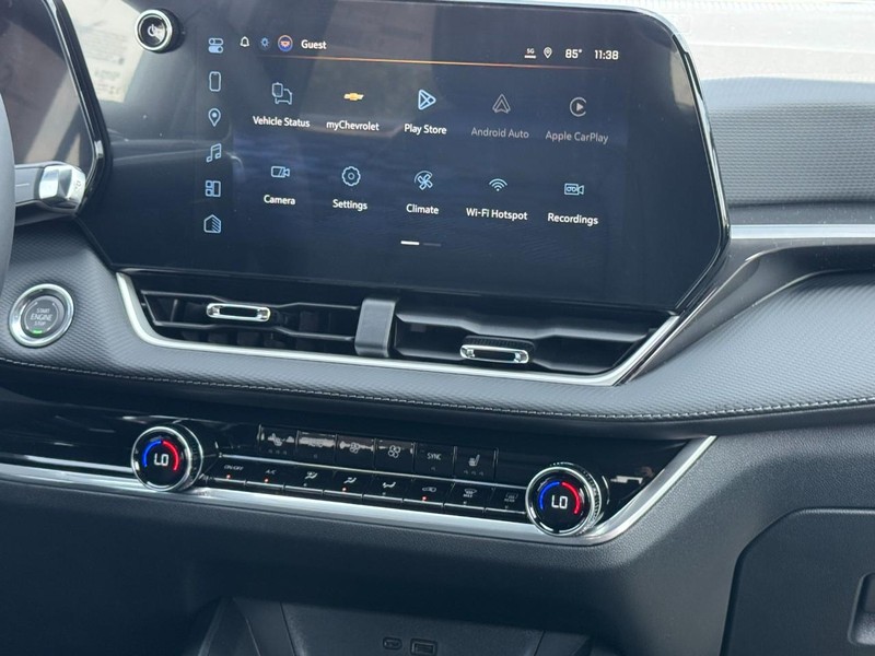 Chevrolet Equinox Vehicle Image 09