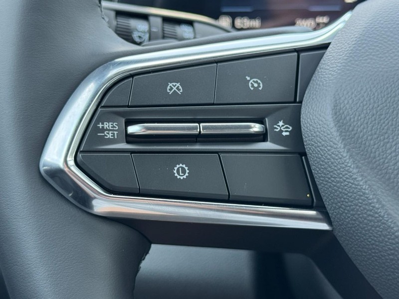 Chevrolet Equinox Vehicle Image 11