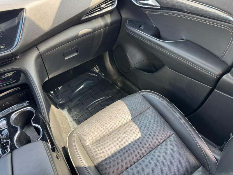 Buick Envision Vehicle Full-screen Gallery Image 15