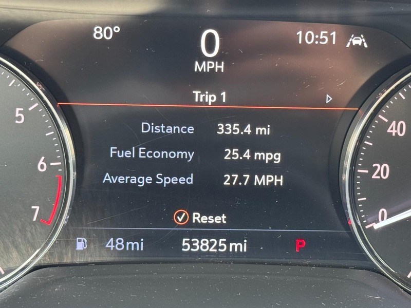 Buick Envision Vehicle Full-screen Gallery Image 19