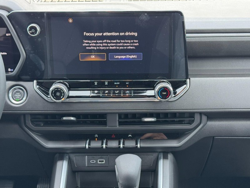 Chevrolet Colorado Vehicle Image 09