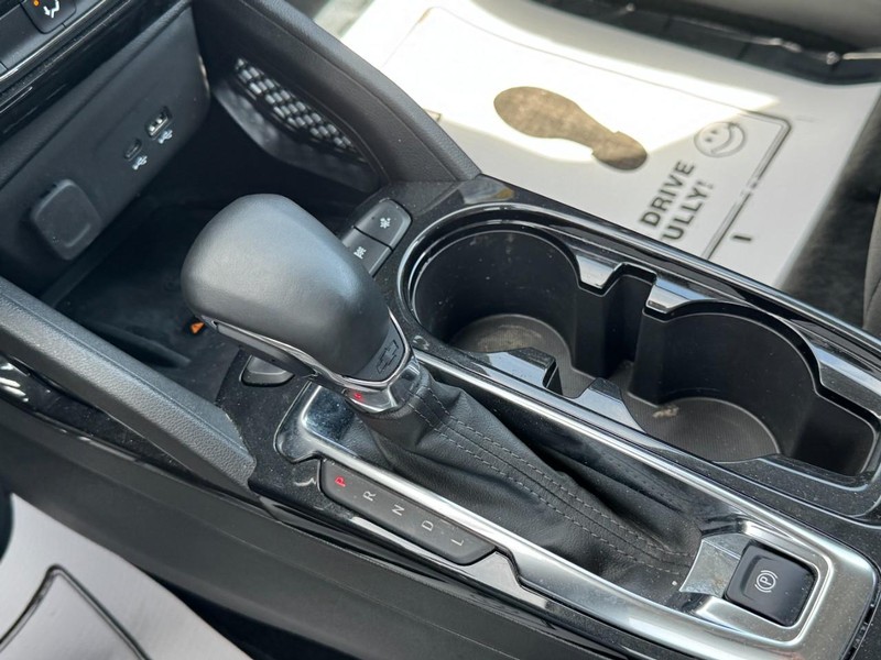 Chevrolet TrailBlazer Vehicle Image 13