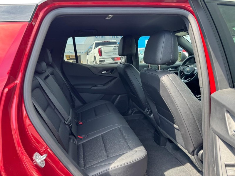 Chevrolet Equinox Vehicle Image 06