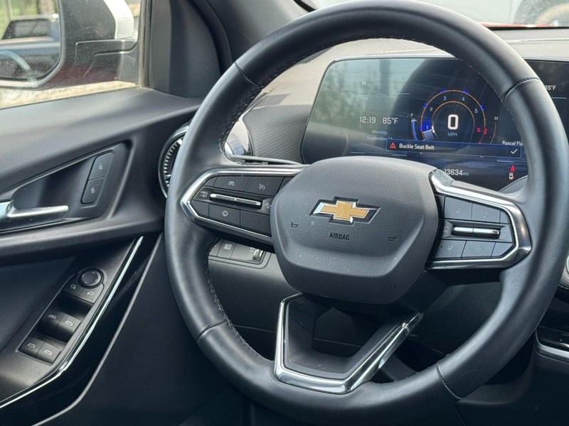 Chevrolet Equinox Vehicle Image 08