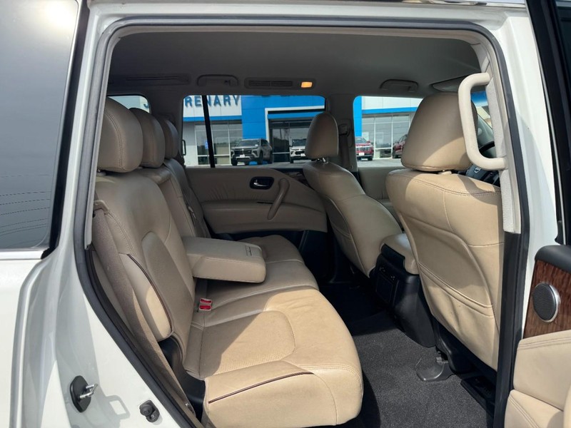 Nissan Armada Vehicle Image 10