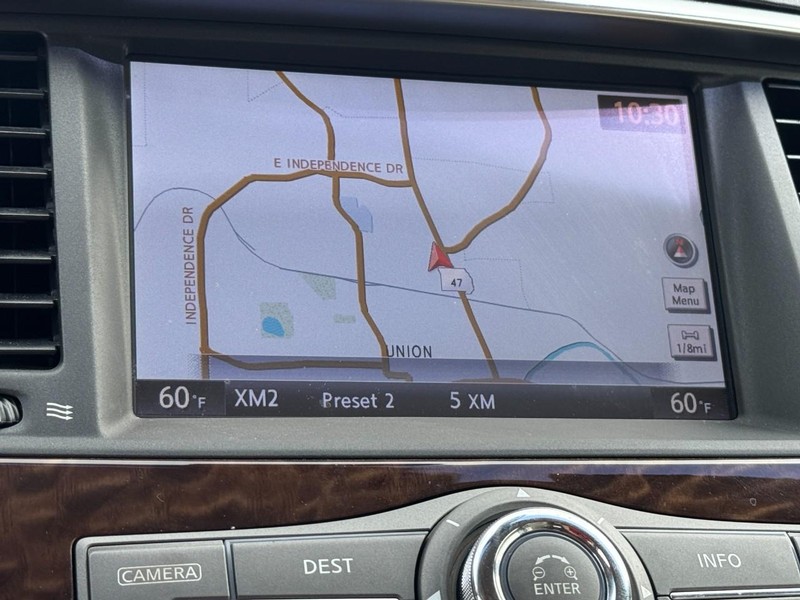 Nissan Armada Vehicle Image 22