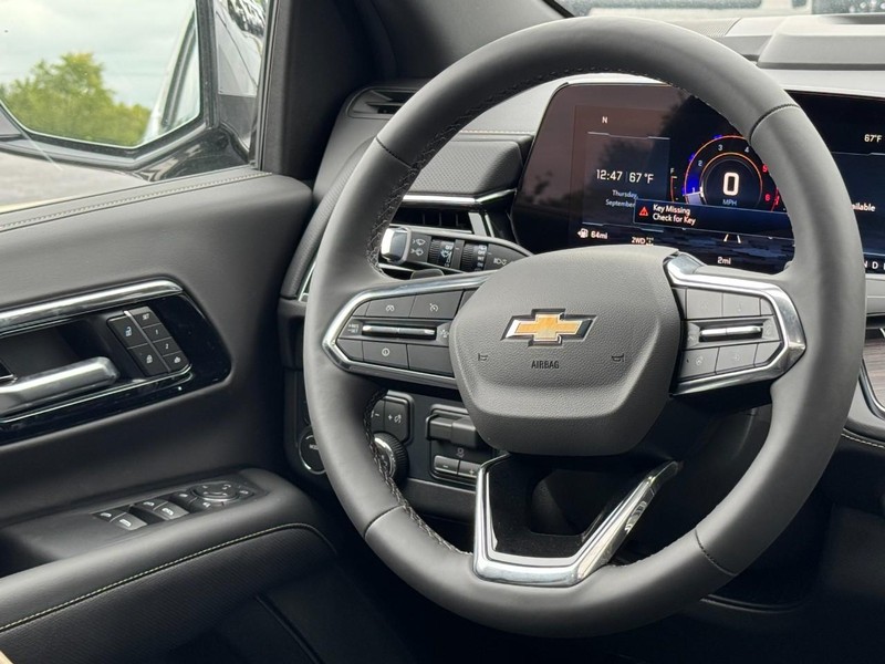 Chevrolet Tahoe Vehicle Image 09