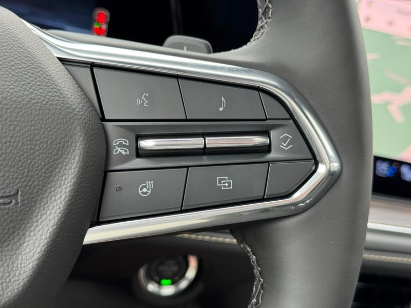 Chevrolet Tahoe Vehicle Image 14