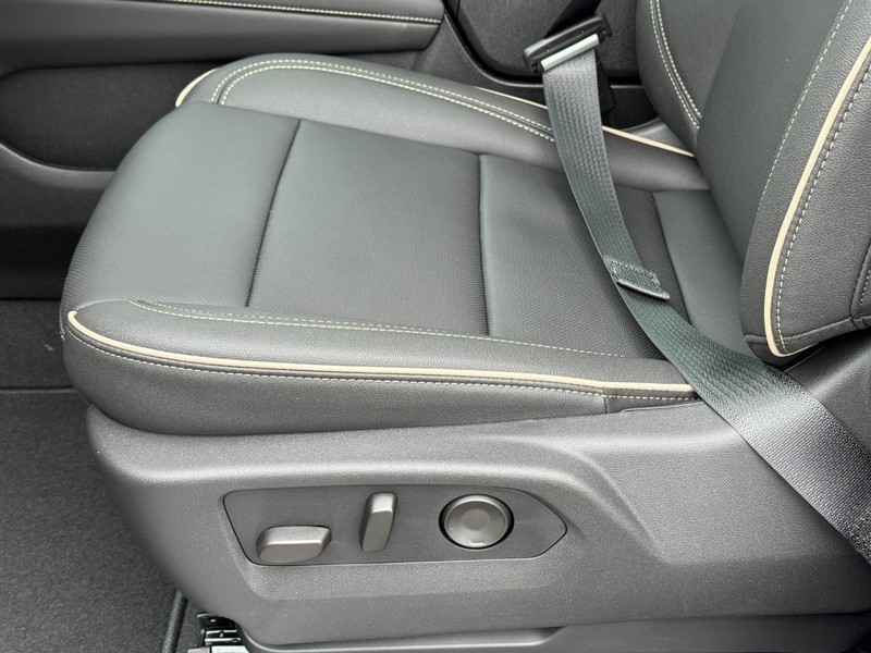 Chevrolet Tahoe Vehicle Image 19