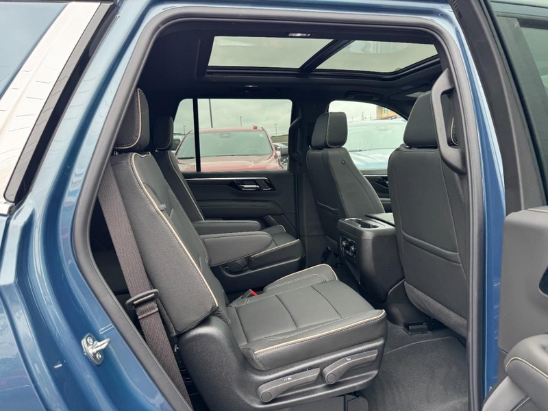 Chevrolet Tahoe Vehicle Image 06