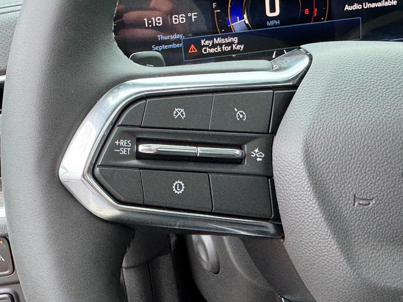 Chevrolet Tahoe Vehicle Image 12