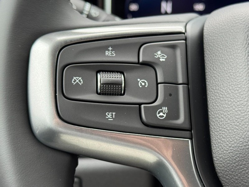 Chevrolet Silverado 1500 Vehicle Image 11
