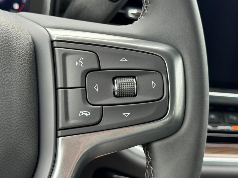 Chevrolet Silverado 1500 Vehicle Image 12