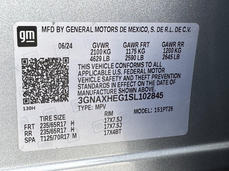 Chevrolet Equinox Vehicle Full-screen Gallery Image 24